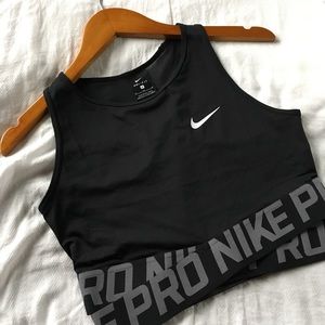Nike Pro Sports Bra
